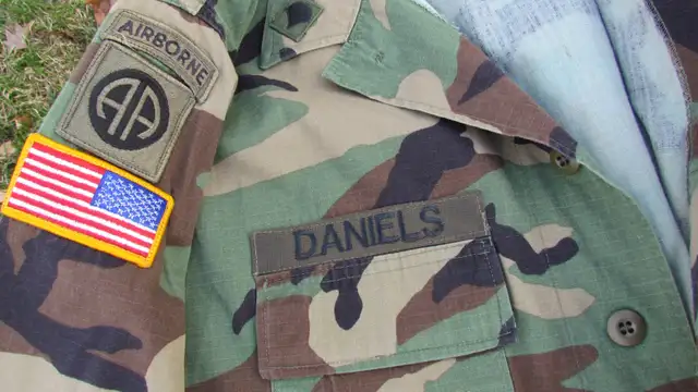 XL Long US Army Patched Woodland Camo Field BDU Top in Other in Kitchener / Waterloo - Image 3