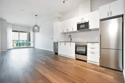 1BEDROOM + DEN AVAILABLE IN Île-des-Soeurs MONTREAL! (ALL INCLUS