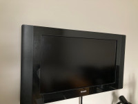 Philips 37” LCD TV HDTV with remote no stand