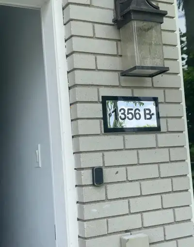 3 bedroom (2 rooms + 1den) Legal basement for rent