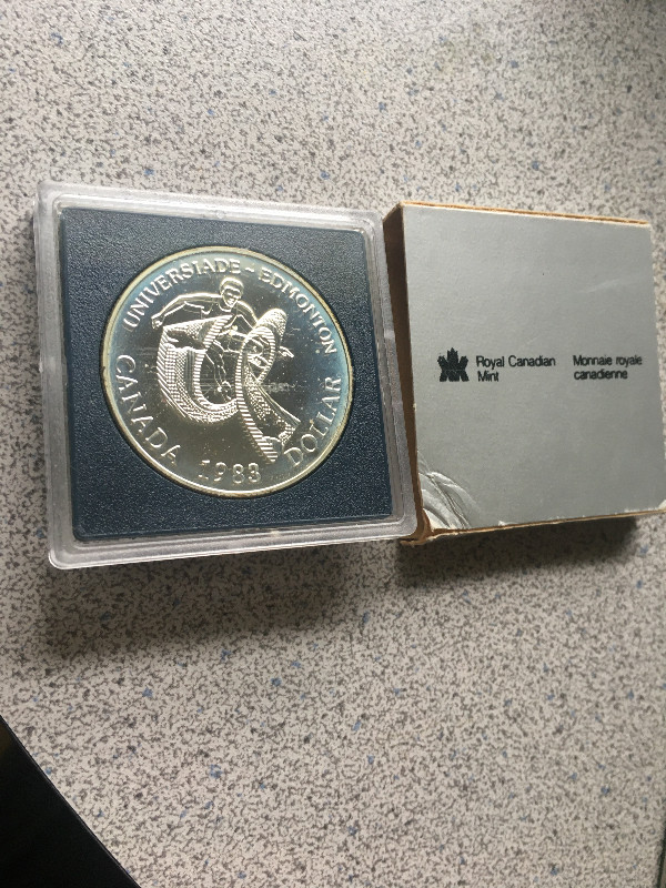 1983 Royal Canadian Mint EDMONTON WORLD UNIVERSITY GAMES SILVER in Arts & Collectibles in Kitchener / Waterloo - Image 2