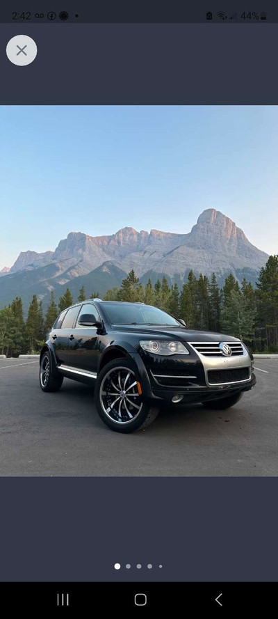 Looking for a VW Touareg 