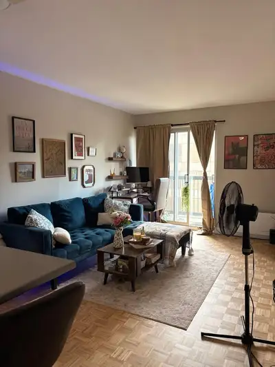 1 MONTH FREE (July already paid for) (FRENCH WILL FOLLOW**): Looking to do a lease transfer for: Spa...
