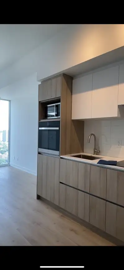 One bedroom with private bathroom located downtown Toronto 319 Jarvis St. available May 1 If interes...