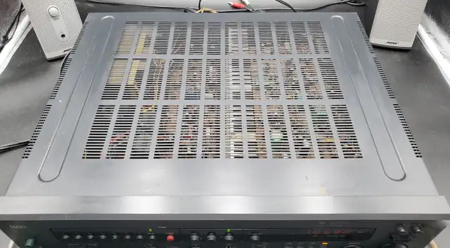 NAD 7100 Monitor Series Two Channel Stereo Receiver TESTED Read in General Electronics in Markham / York Region - Image 3