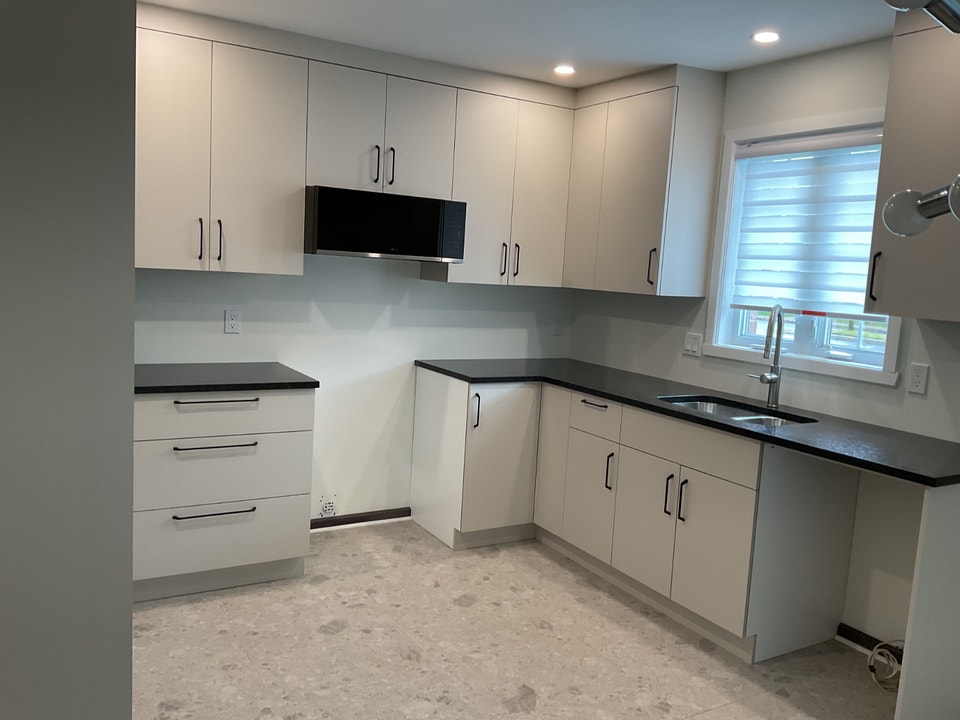 Appartement  4 1/2 à louer Saint-Luc,en bordure d'un boisé 3