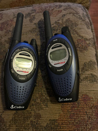 Pair of Cobra PR 4000 WX Two Way Radio Walkie Talkie