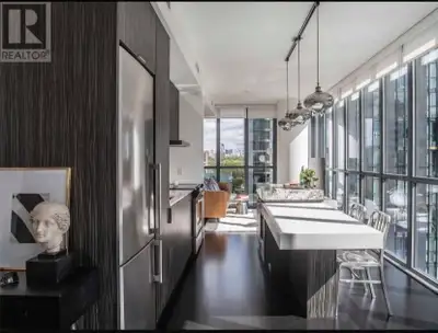 Modern 2 bedroom 2 bathroom apartment available for rent