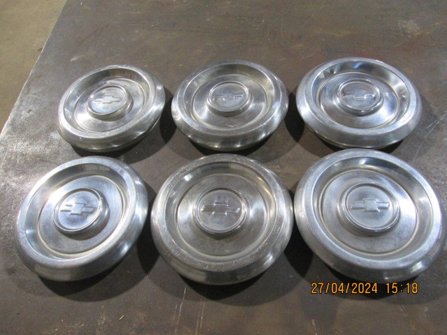 6 vega / monza hubcaps in Other Parts & Accessories in Hamilton
