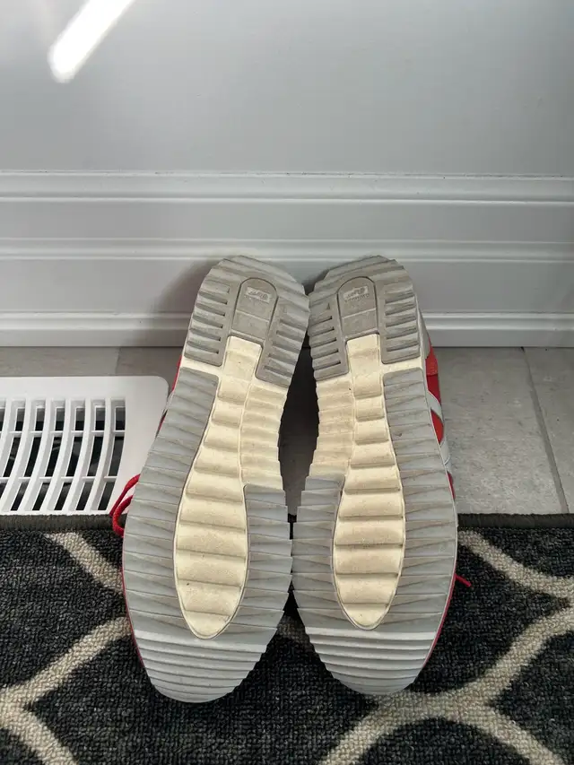 Onitsuka Tiger Unisex California 78Ex Shoes Size US6.5 Not ASICS in Women's - Shoes in Mississauga / Peel Region - Image 7