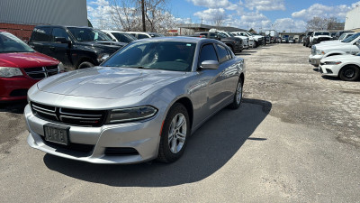 2015 dodge charger SE RWD