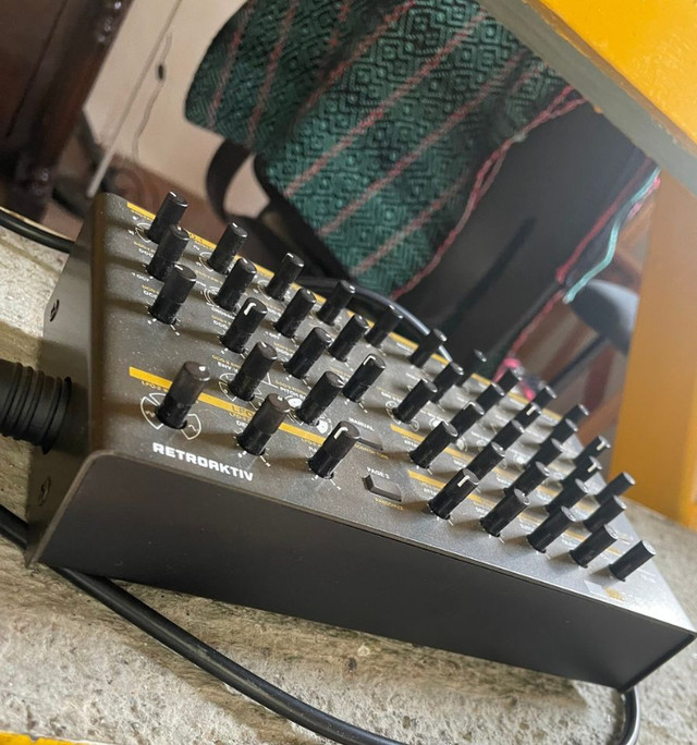 MPG-8 programmer for Roland JX-8P/Super JX/MKS-70 dans Pianos et claviers  à Ville de Montréal - Image 3