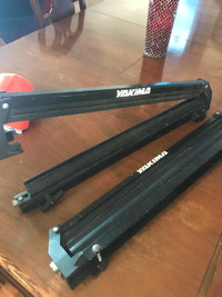 Yakima ski/snowboard rack