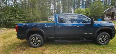 2022 GMC SIERRA 2500 AT4 DURAMAX DIESEL FULLY LOADED NEVER WINTER DRIVEN 10 SPEED ALLISON TRANSMISSI...