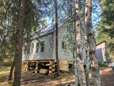 Remote Lakefront Cabin for sale $180,000 at Eden Lake, mb off hwy 391N 20 minutes north of Leaf Rapi...