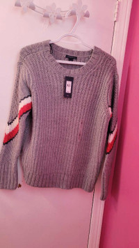 Women sweater (tommy Hilfiger size small)