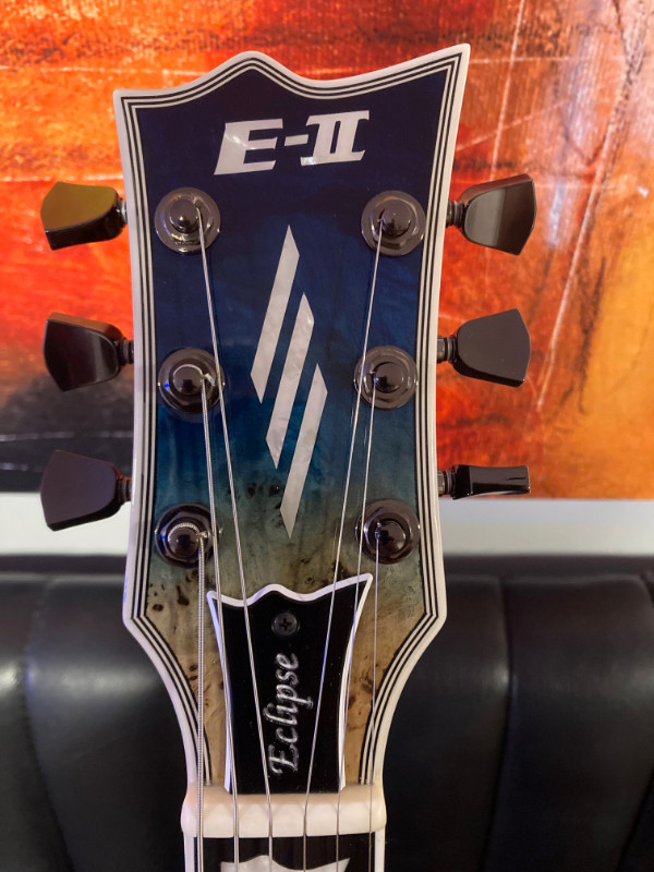 ESP Eclipse II 2022 (Natural Blue Fade) dans Guitares  à Longueuil/Rive Sud - Image 3