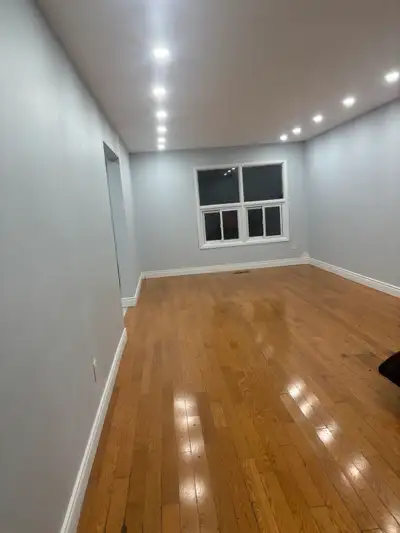 3 bedroom house for rent with 2.5 washrooms. Close to all amenities