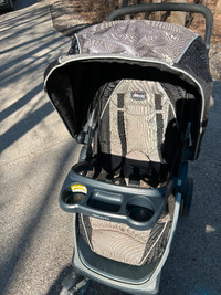 Chicco Bravo children’s stroller with Car seat insert