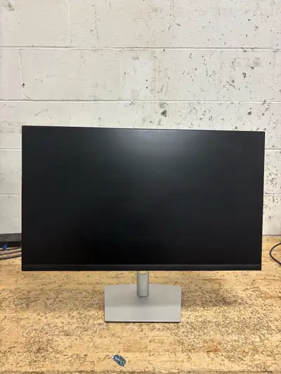 27” Dell Monitor *NEGOTIABLE PRICE*, View more