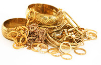 We buy gold, silver, watches--Achetons l'or, diamants, montres $