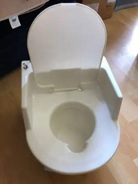 Child’s potty and lots more baby toddler items