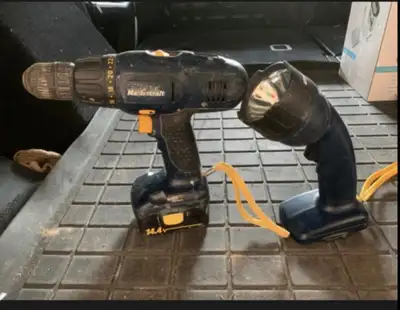 MasterCraft Drill & Flashlight w/ Battery, View more