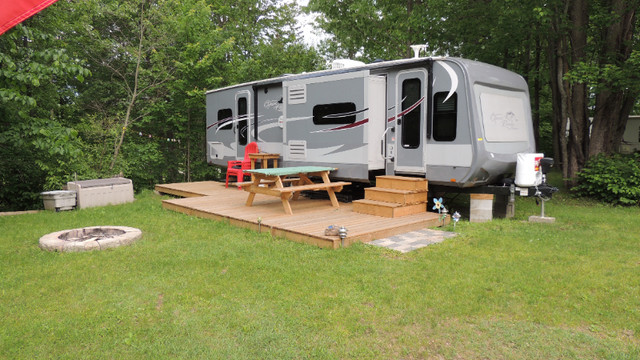 Seasonal RV sites available at Logos Land Resort in Travel Trailers & Campers in Renfrew - Image 4