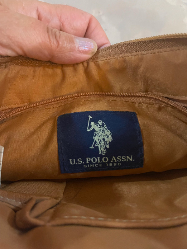 Vintage US Polo Assn shoulder bag in Women's - Bags & Wallets in Barrie - Image 4