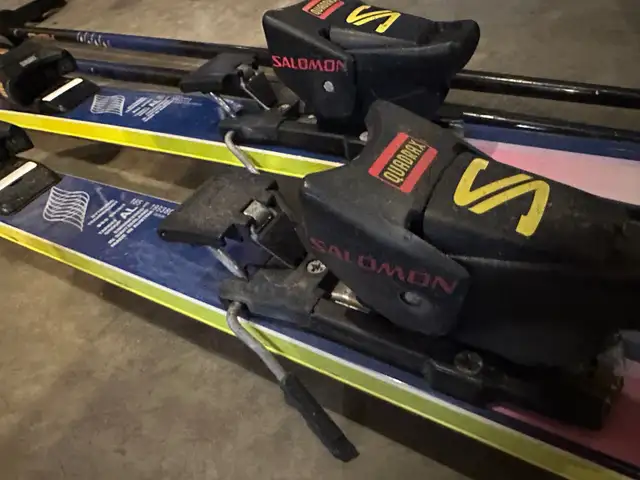 Two pairs retro downhill skis dynastar tecno in Ski in Edmonton - Image 6