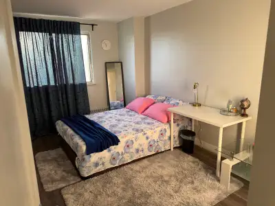 A spacious room available for short-term or long-term rent in an apartment near Yonge & Steeles, Nor...