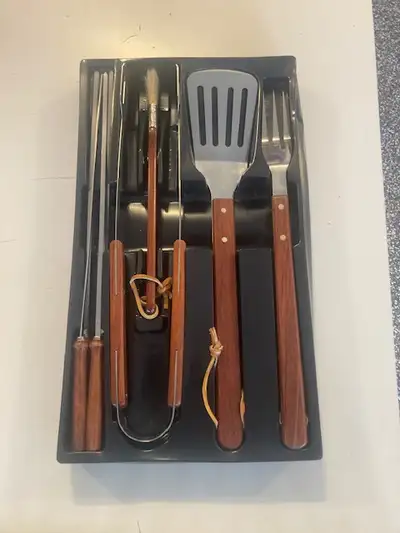 Rosewood BBQ grilling set, View more
