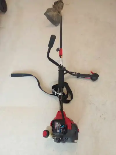 Yard Machines by MTD 27 cc Gas Brush Cutter/Trimmer. In great condition. $ 100 Features: Spring-assi...