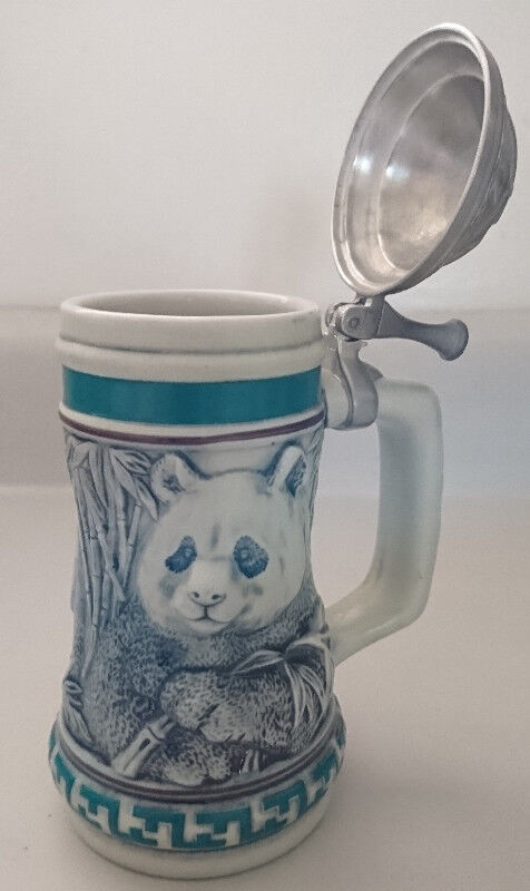 Vintage Avon Giant Panda Beer Stein in Arts & Collectibles in Oshawa / Durham Region - Image 4