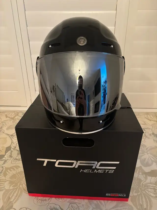 Motorcycle Helmet  in Other in Markham / York Region - Image 3