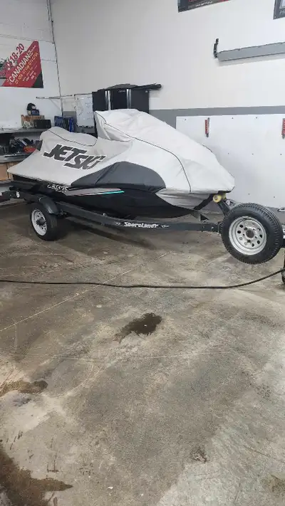 You could hit the lakes tomorrow! New battery and just serviced! Comes with everything to hit the wa...