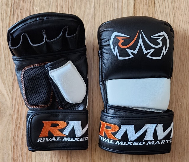 Rival Boxing/MMA Gear Exercise Equipment Regina Kijiji