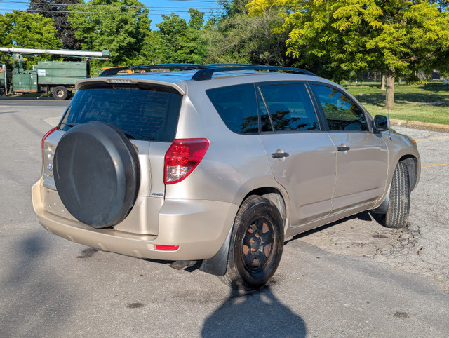 2006 TOYOTA RAV4 in Cars & Trucks in City of Toronto - Image 4