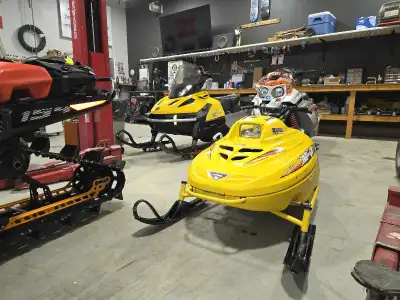 Very clean skidoo 120 Mini Z. Recent clutch work. New chain, clutch, and sprockets. Be a fun parent,...