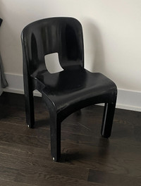 Kartell | Universale Chair 4867 | Joe Colombo