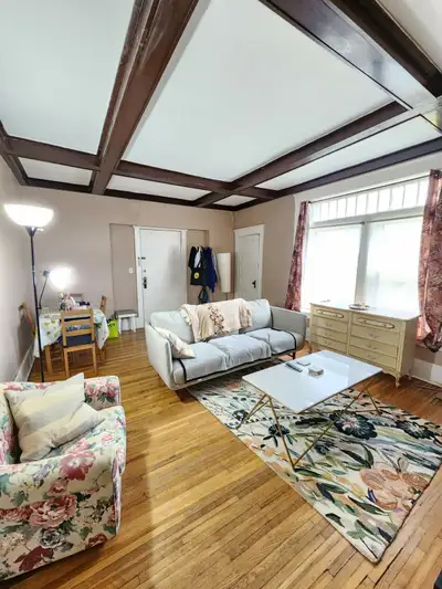 This apartment is located on Randolph Place just off Riverside Drive. It is located in an upscale ar...