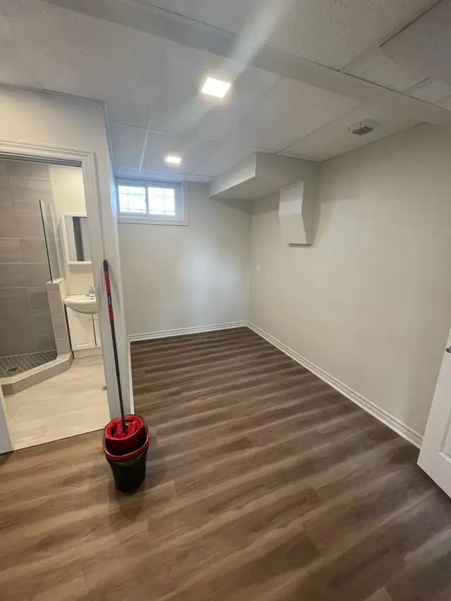 Bright, spacious - one bedroom apt. for rent in Long Term Rentals in Guelph - Image 5