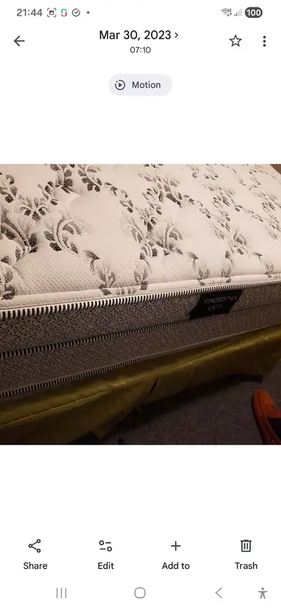 Matelas+sommier queen, View more