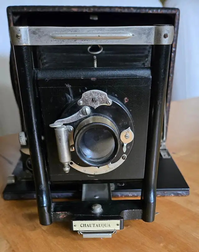 Antique Seneca Chautauqua 5x7 Camera