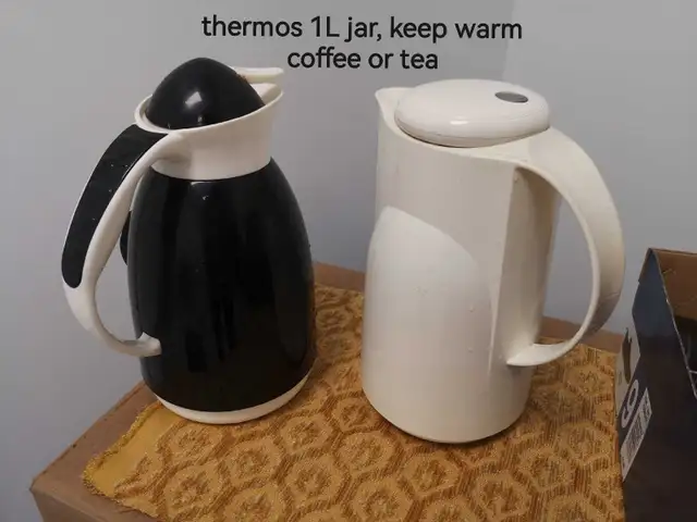 Thermos 1L Jar, $10 both in Kitchen & Dining Wares in Calgary - Image 2