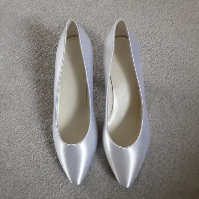Shoe Dress Satin Pump Dyeable Brand New Size 7, View more