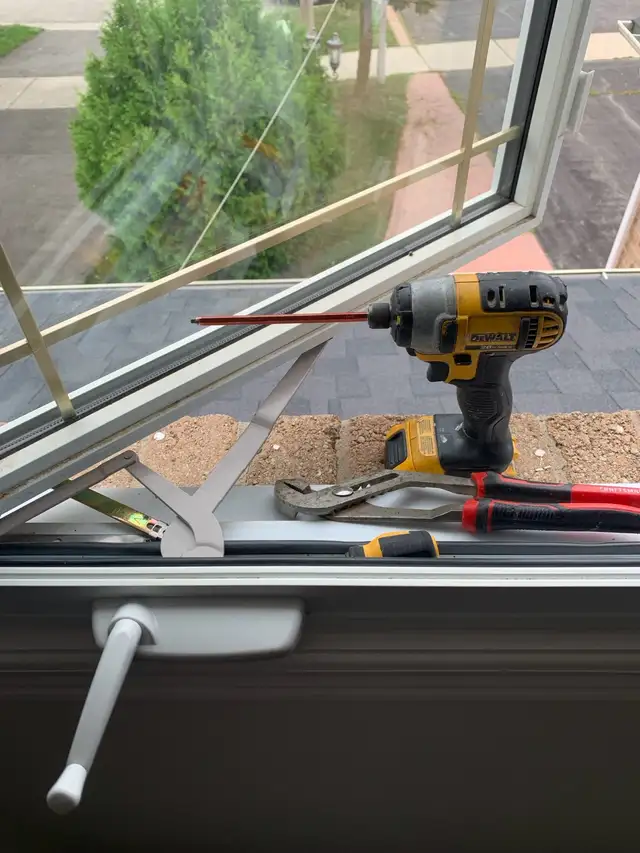 Handyman Services  Expert   : 647-709 130163006659869313121