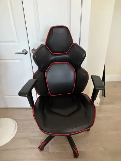 DPS Gaming Chair - Lightly Used, View more