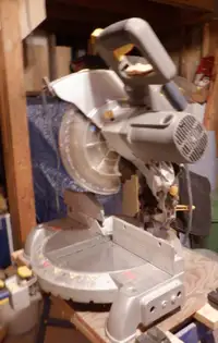 Rona 8 1/4" Compund Mitre Saw for sale