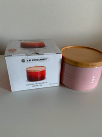 Le creuset canister with wood lid